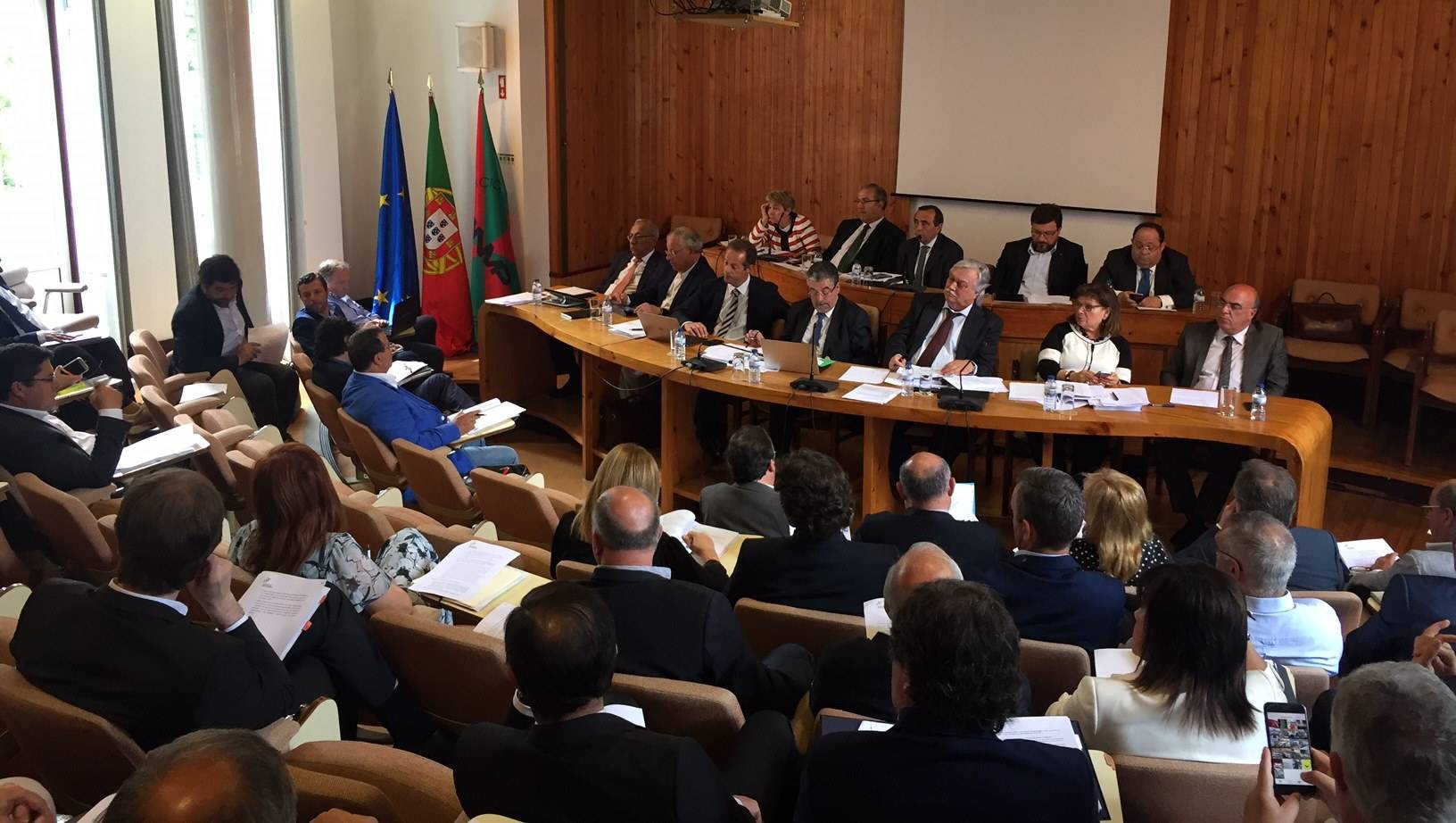 (Português) Resolução relativa às Finanças Locais foi aprovada pelo Conselho Geral por propo...